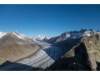 ... mit sensationeller Sicht auf die umliegenden Berge
