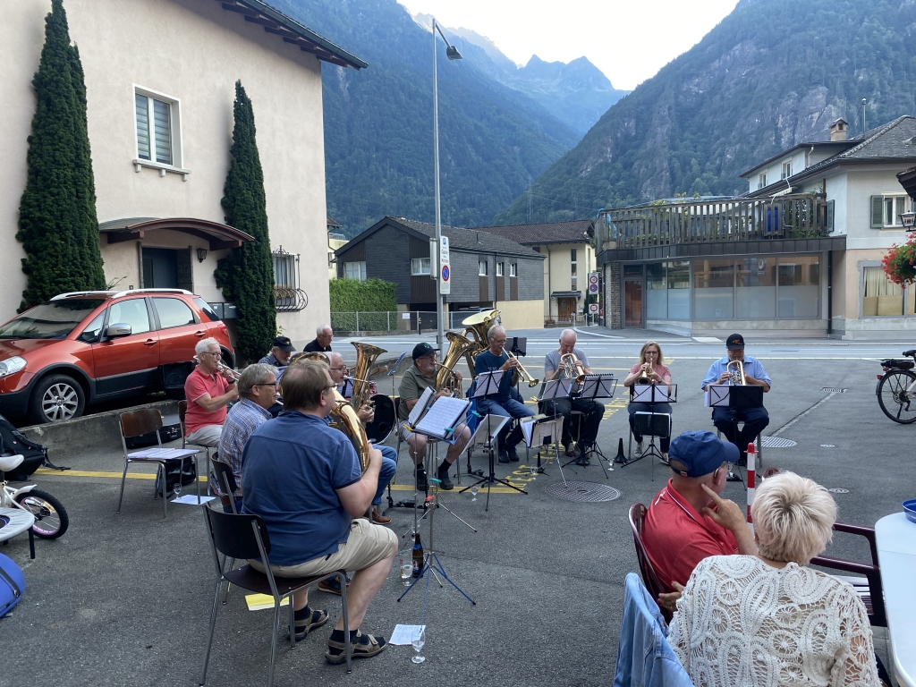 Ständchen in Erstfeld, Restaurant Krone