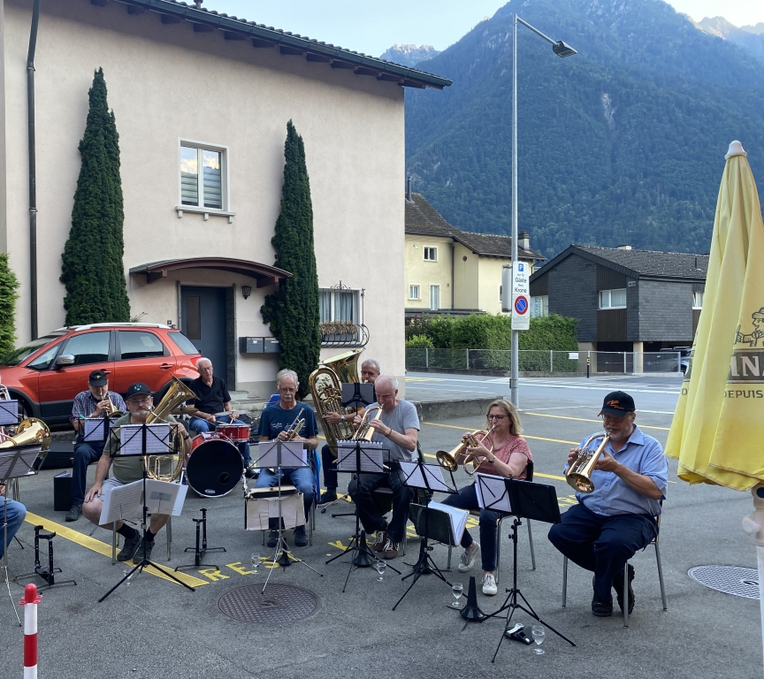 Ständchen in Erstfeld, Restaurant Krone